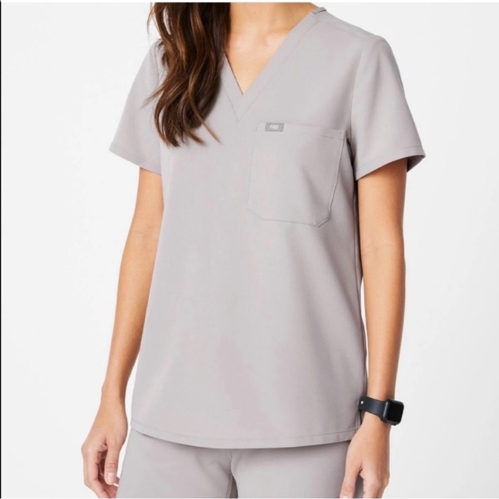 FIGS Catarina Scrub Top – Slate Gray, Size XS